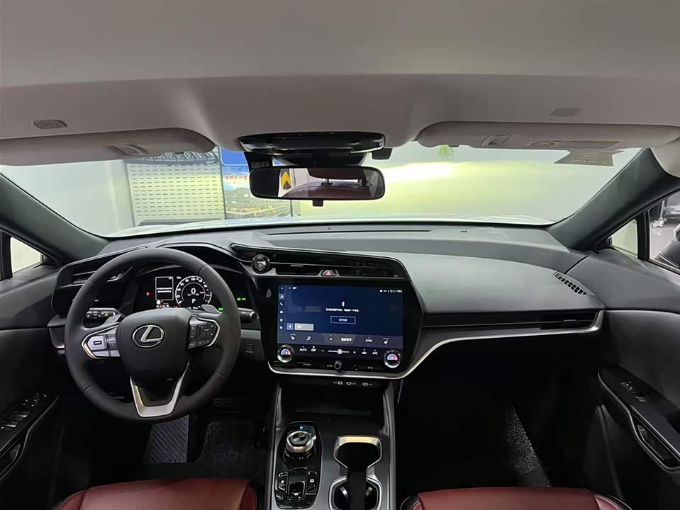 Lexus RZ