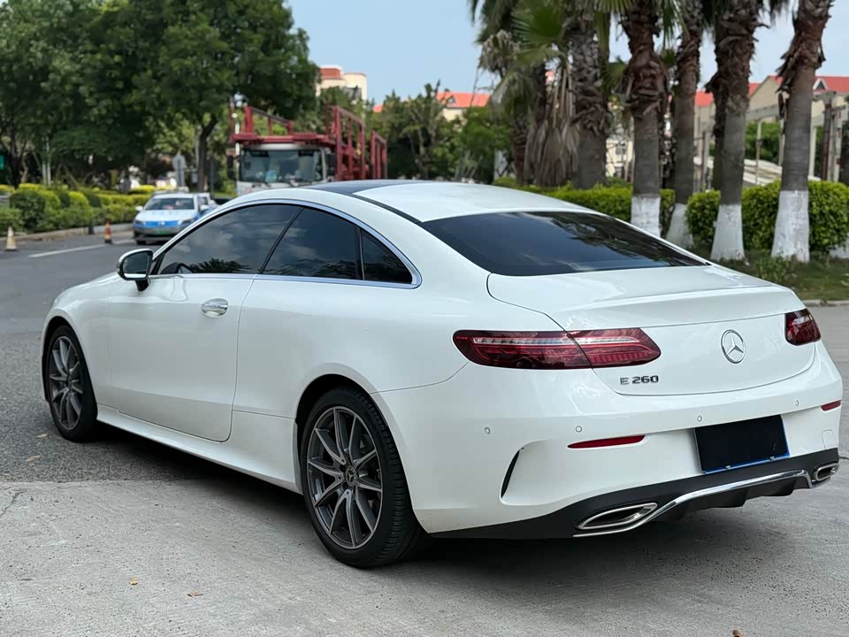 Mercedes-Benz E-class Mercedes-Benz E-class