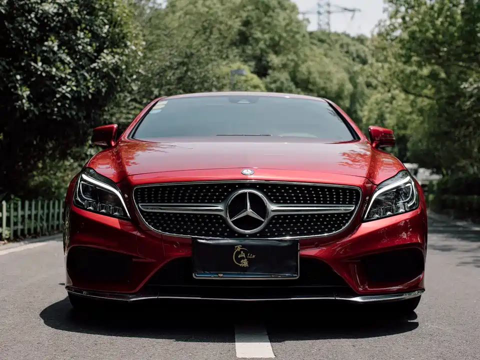 Mercedes-Benz CLS Mercedes-Benz CLS