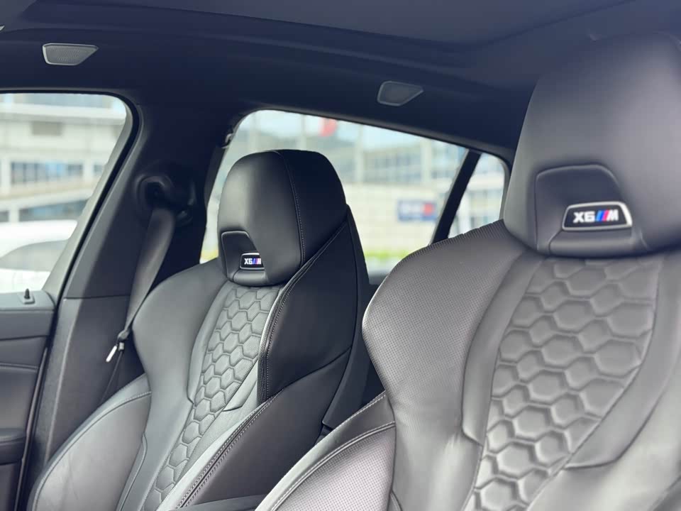 BMW X6 M