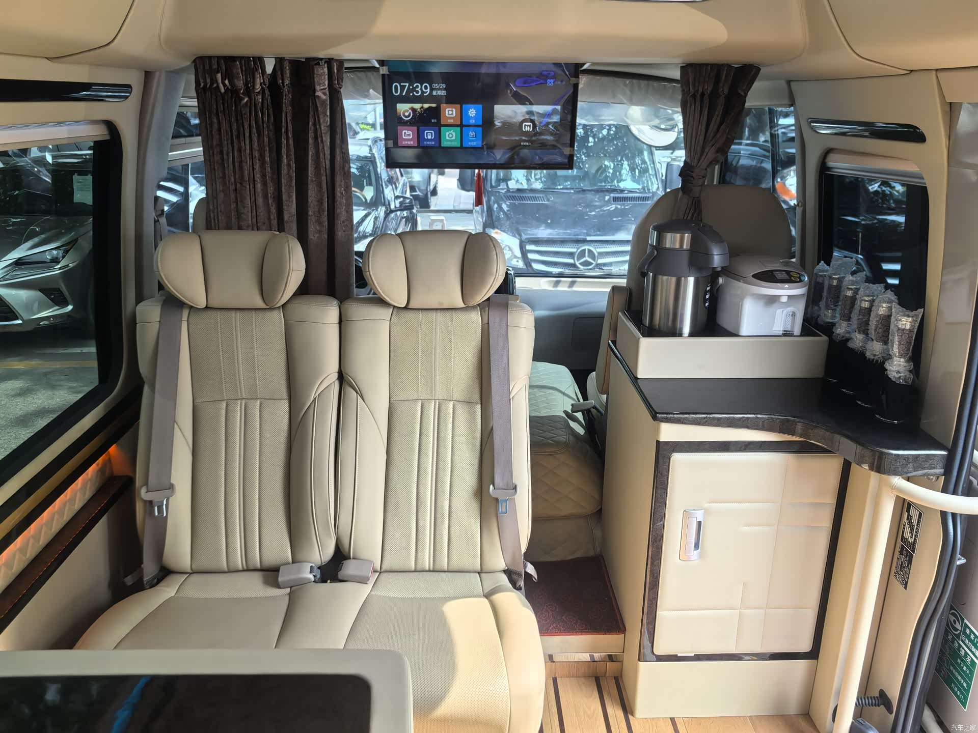 Toyota Coaster, 2022 8