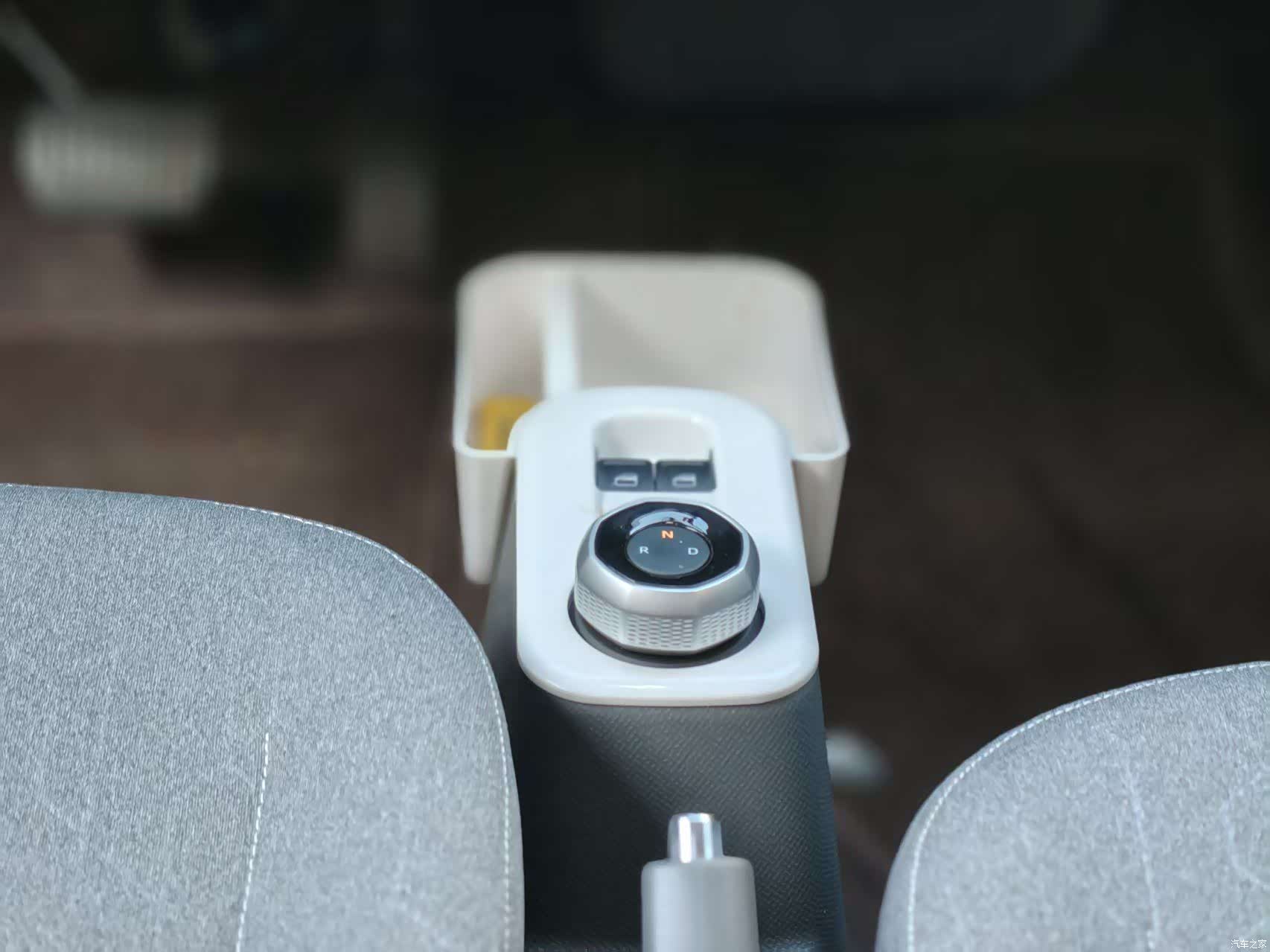Geely Panda, 2024 11