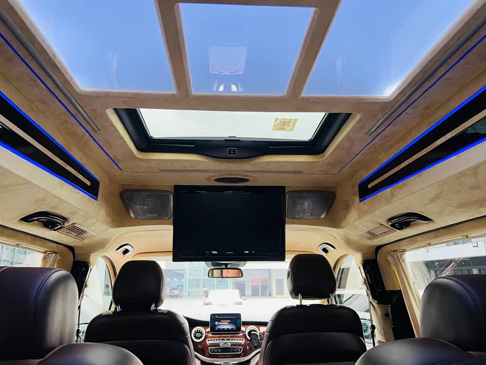 Mercedes-Benz V-class Mercedes-Benz V-class