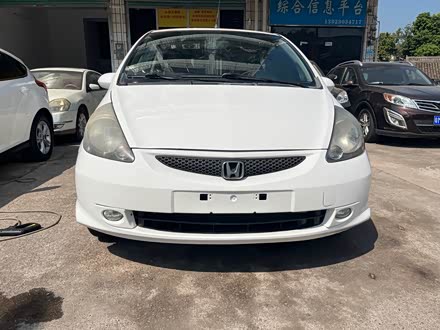 68万12万公里/2005-10/佛山/5年钻石会员飞度 2004款 1.5l cvt1.