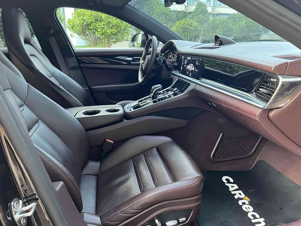 Porsche Panamera Porsche Panamera