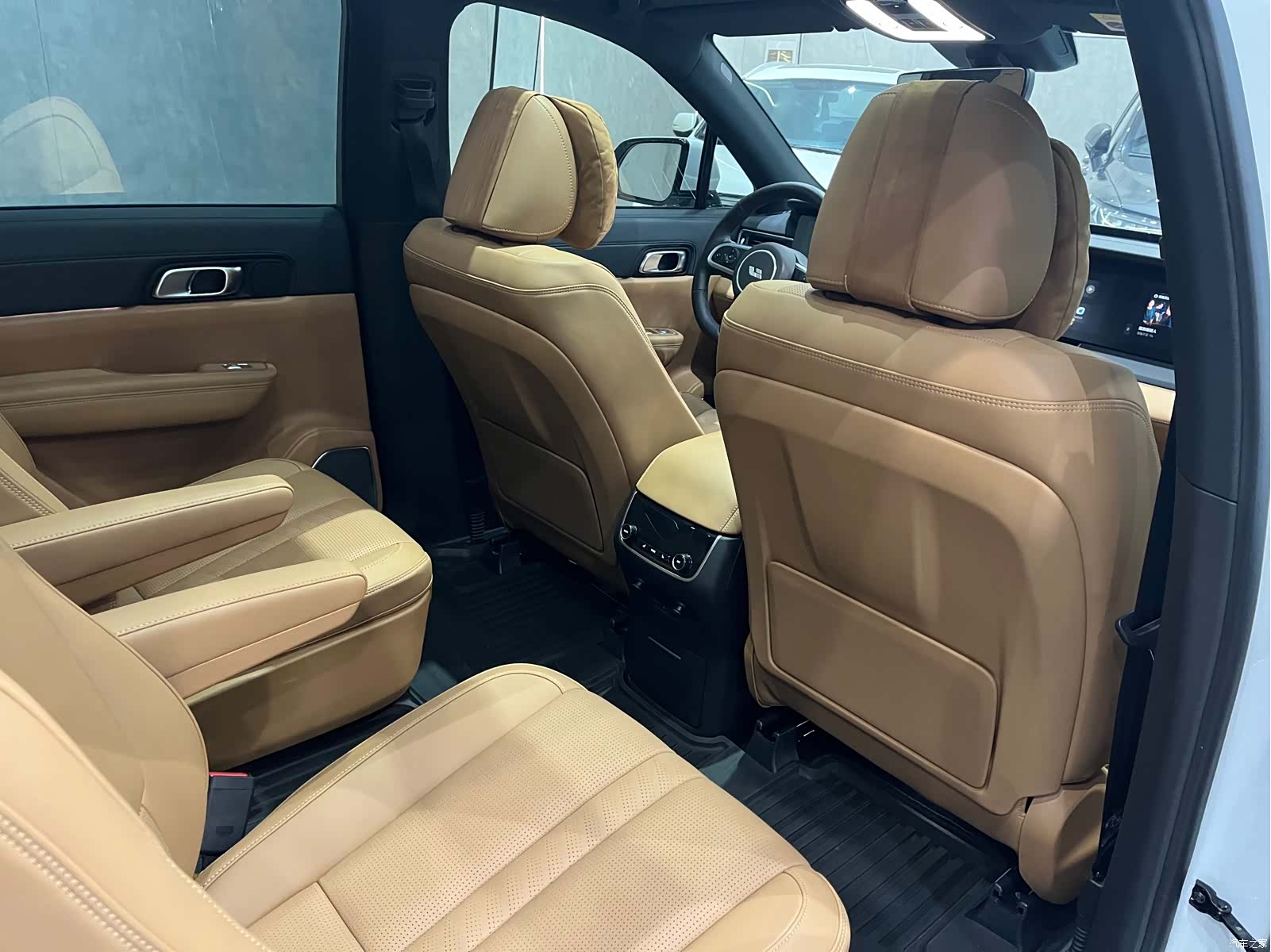 Li Auto ONE, 2021 15