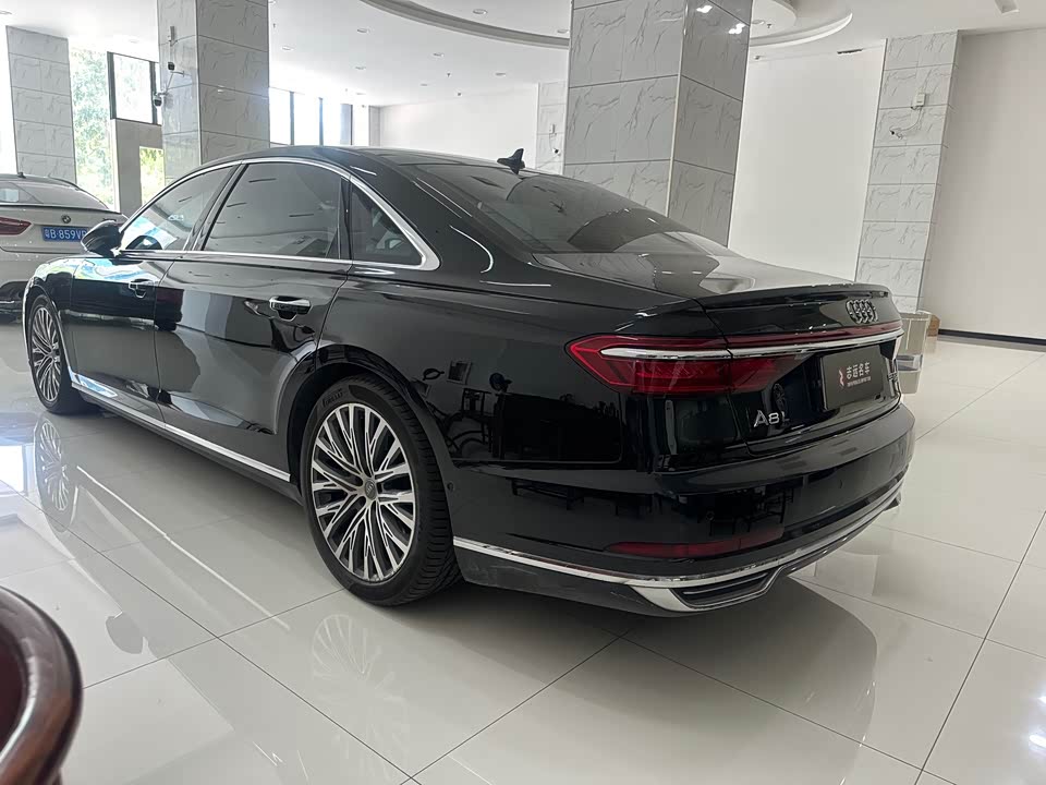 Audi A8 Audi A8