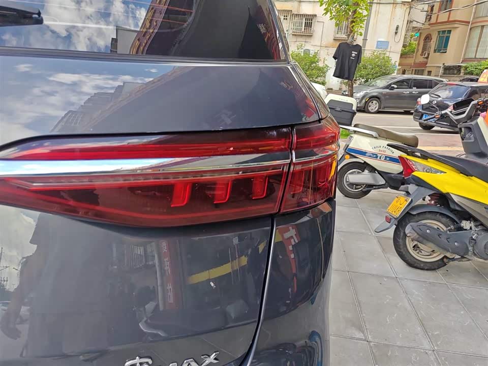 BYD Song MAX BYD Song MAX