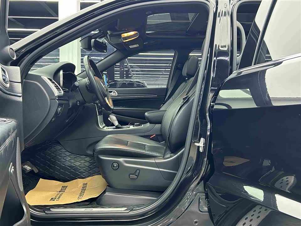 Jeep Grand Cherokee Jeep Grand Cherokee