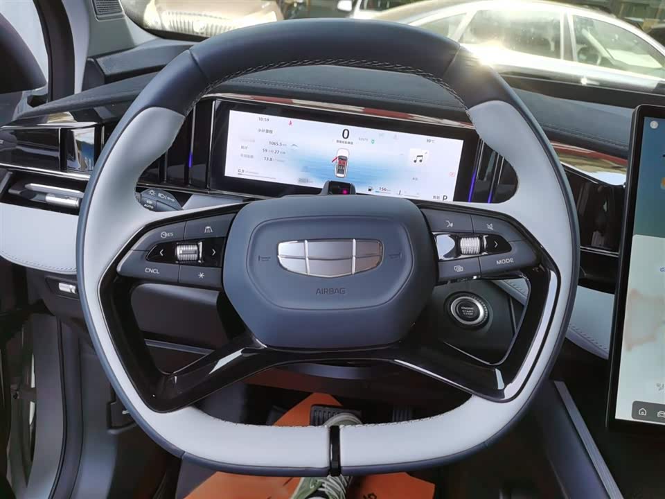 Geely Boyue L Geely Boyue L