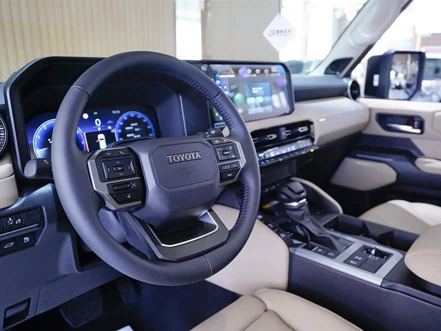 Toyota Prado