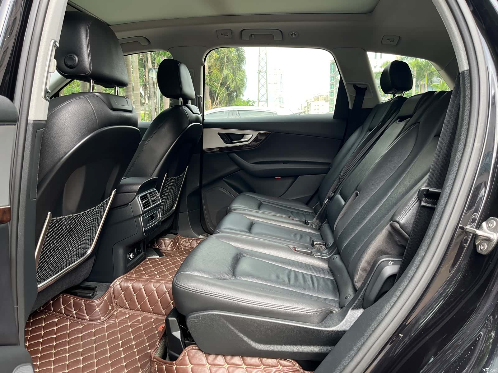 Audi Q7, 2019 8