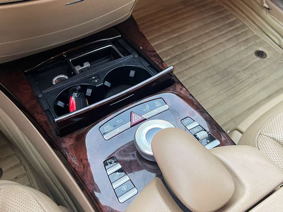 Mercedes-Benz S-class Mercedes-Benz S-class