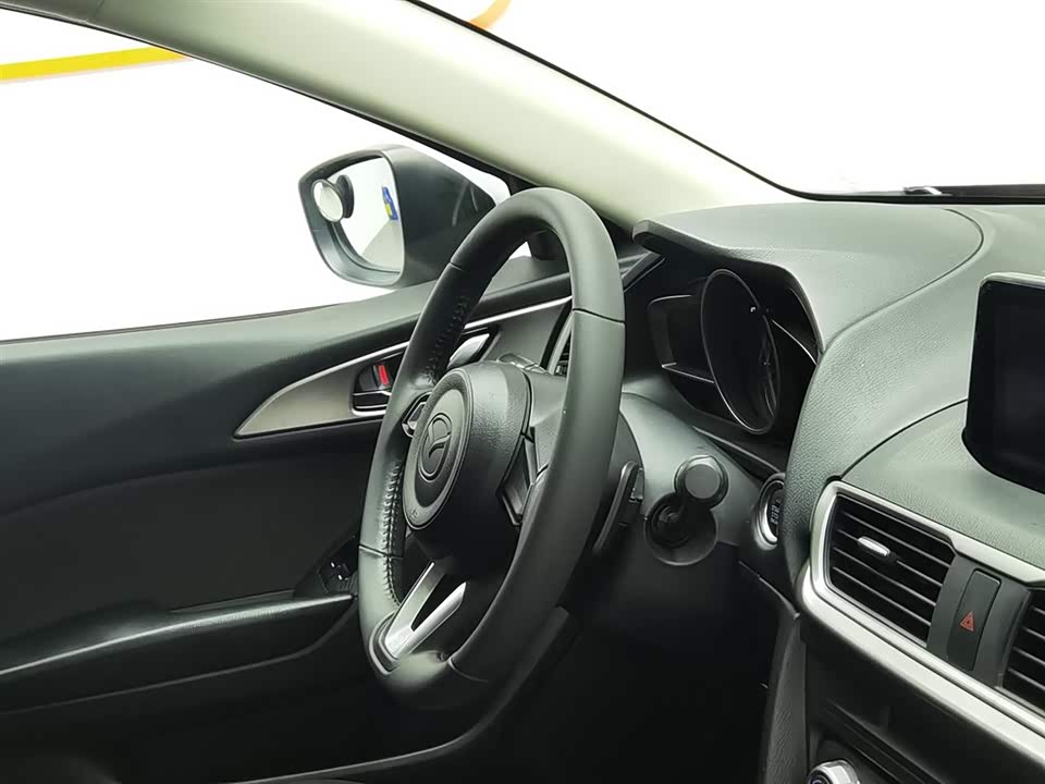 Mazda 3 Angkesaila Mazda 3 Angkesaila