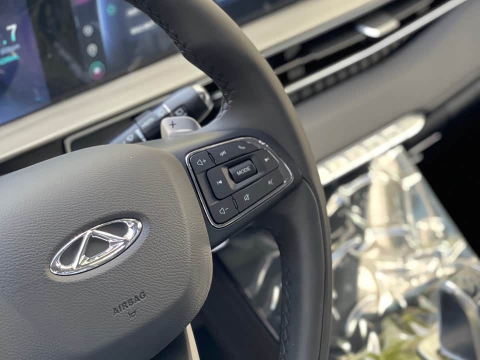 Chery Tiggo 8 PLUS Chery Tiggo 8 PLUS