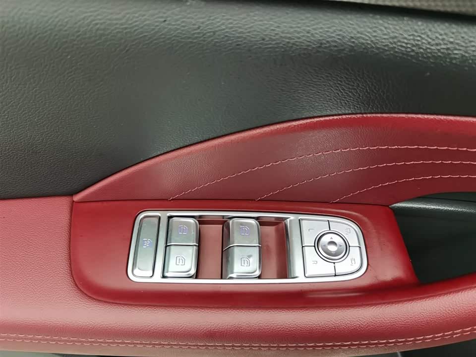 Hongqi H5 Hongqi H5