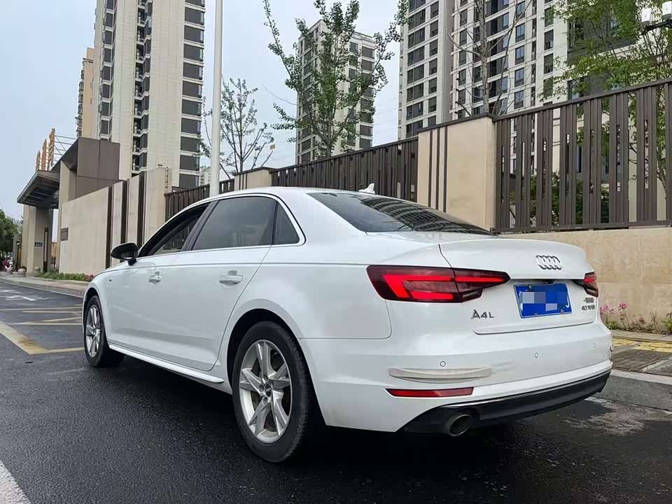 Audi A4L