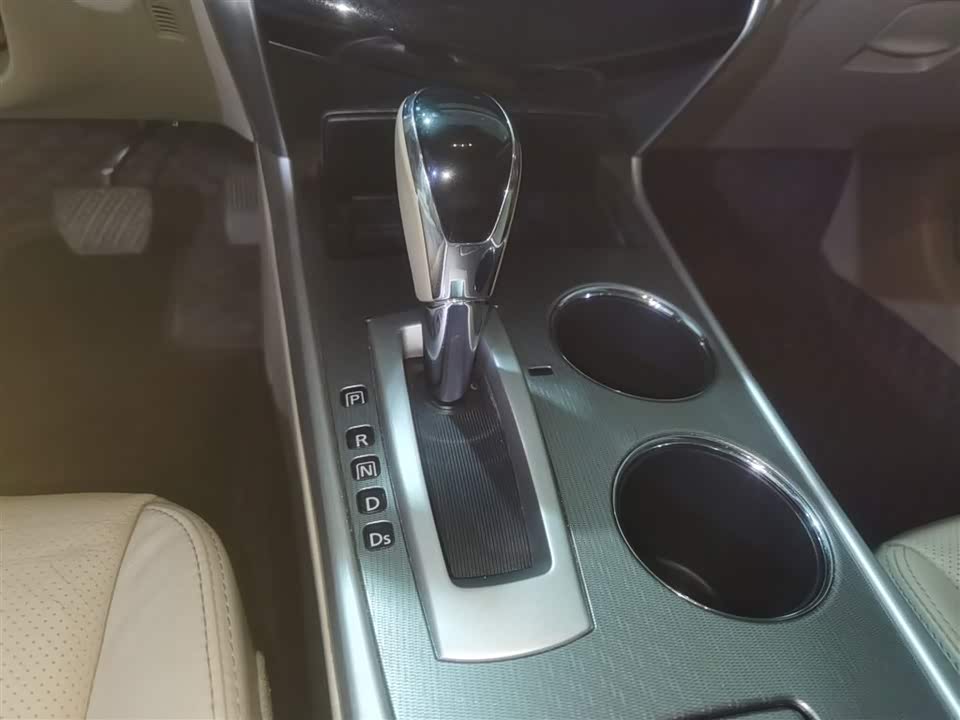 Nissan Teana Nissan Teana