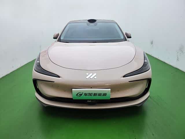 IM Motors Zhiji L6