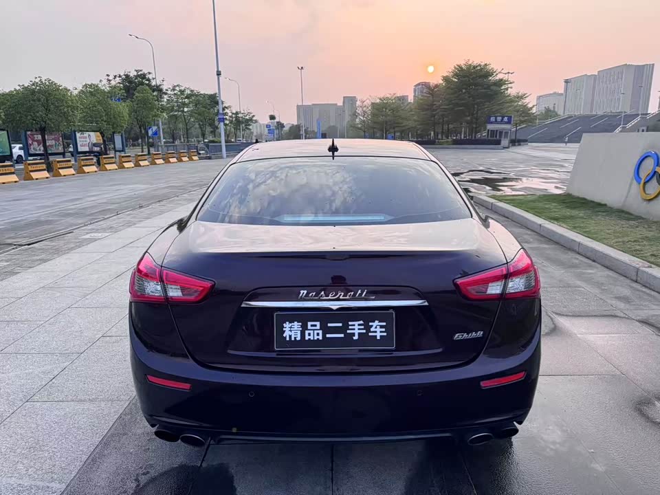 Maserati Ghibli Maserati Ghibli