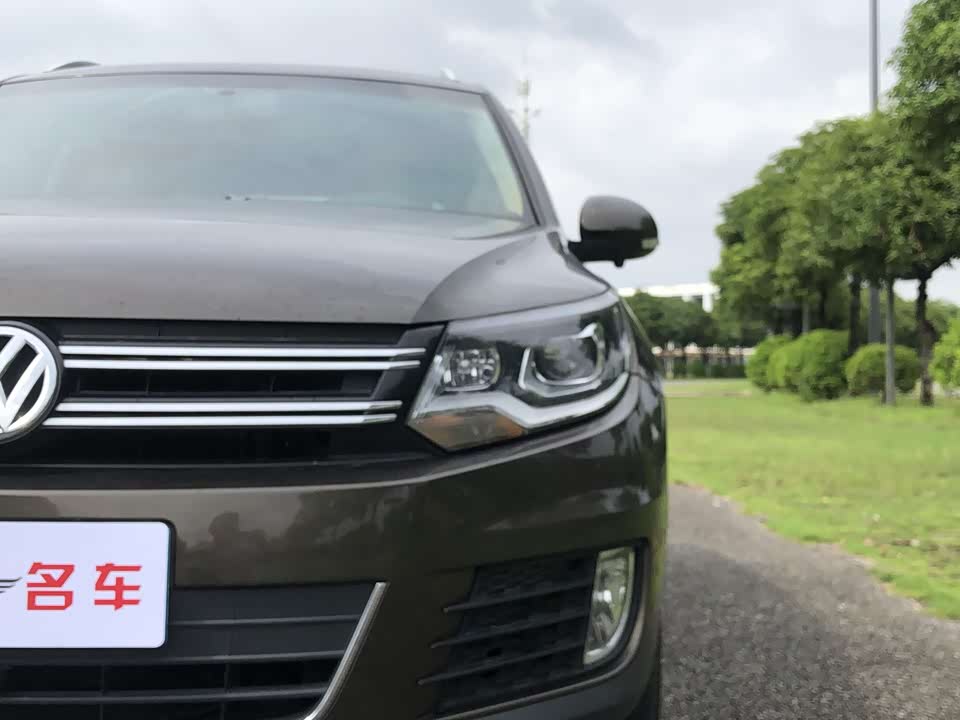 Volkswagen Tiguan Volkswagen Tiguan
