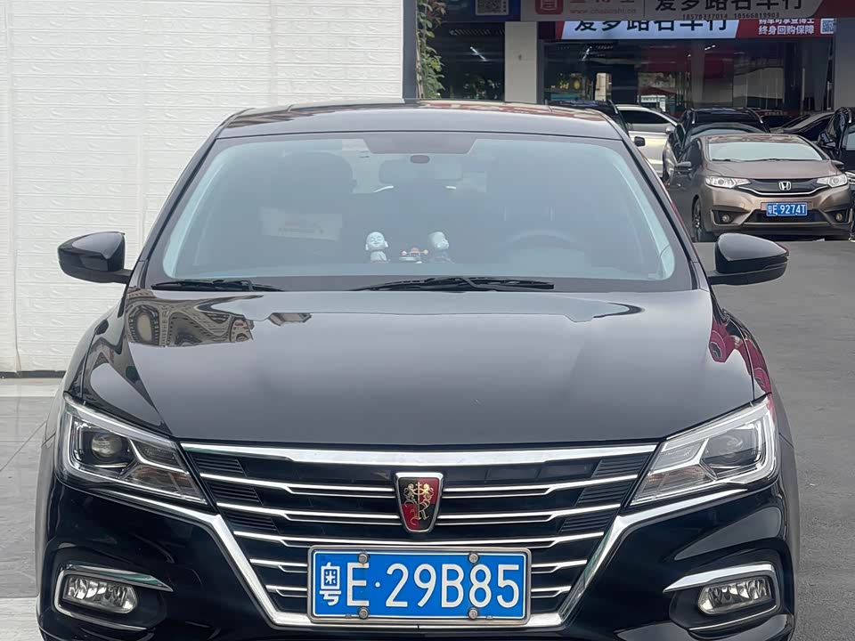 Roewe i5