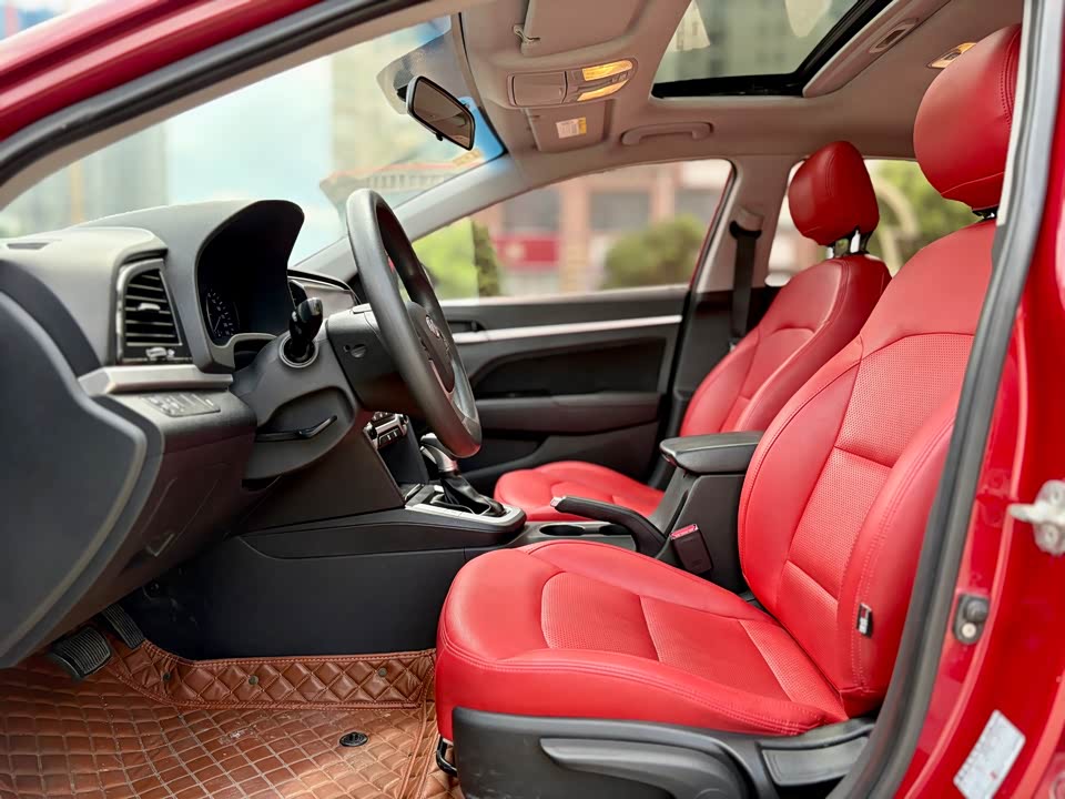 Hyundai Lead