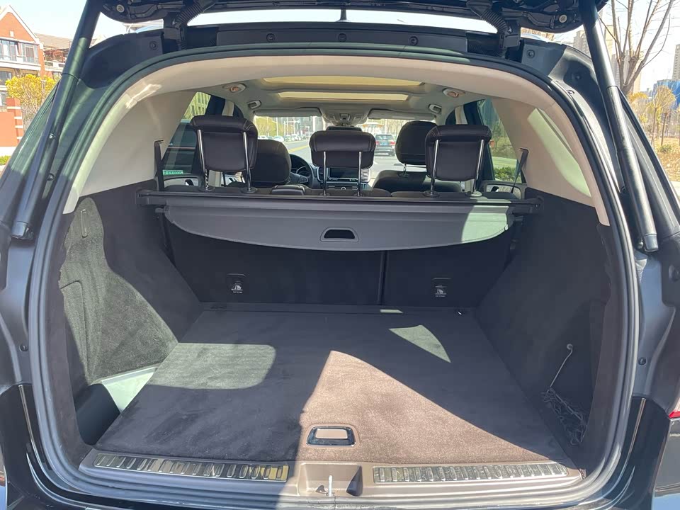 Mercedes-Benz GLE Mercedes-Benz GLE