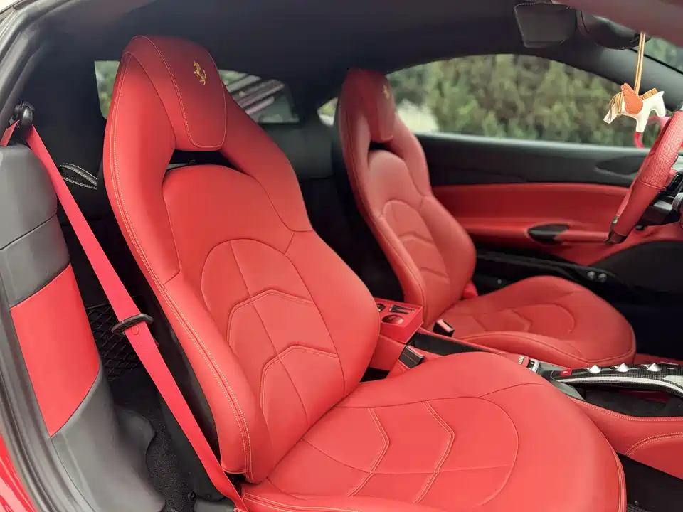 Ferrari 488