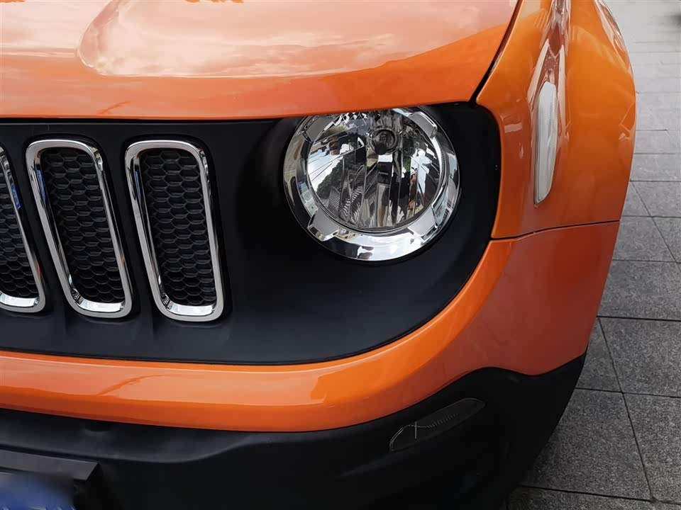 Jeep Freeman