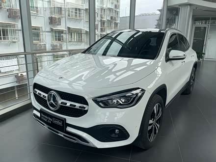 3万公里/2020-10/温州/2年黄金会员奔驰e级 2021款 e 300 l 运动尊贵