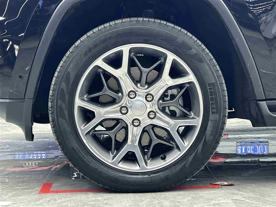 Jeep Grand Cherokee Jeep Grand Cherokee