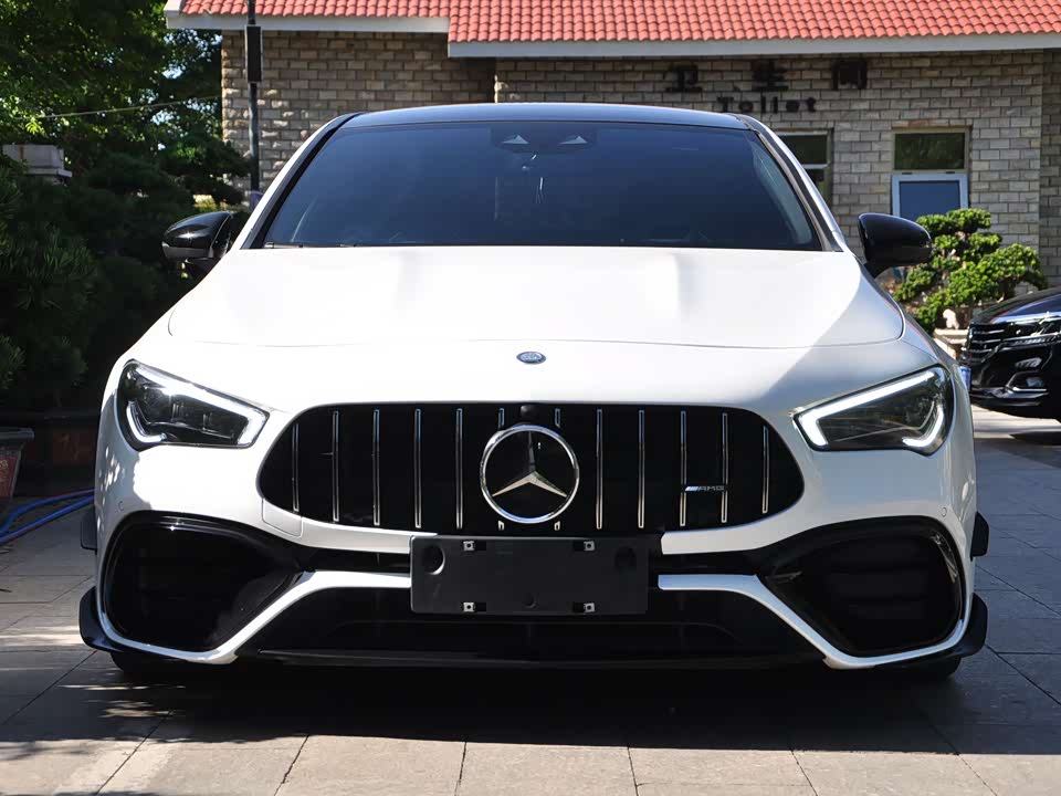 Mercedes-Benz CLA AMG