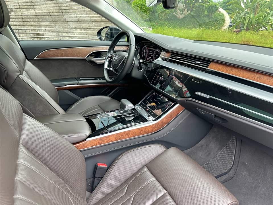 Audi A8 Audi A8