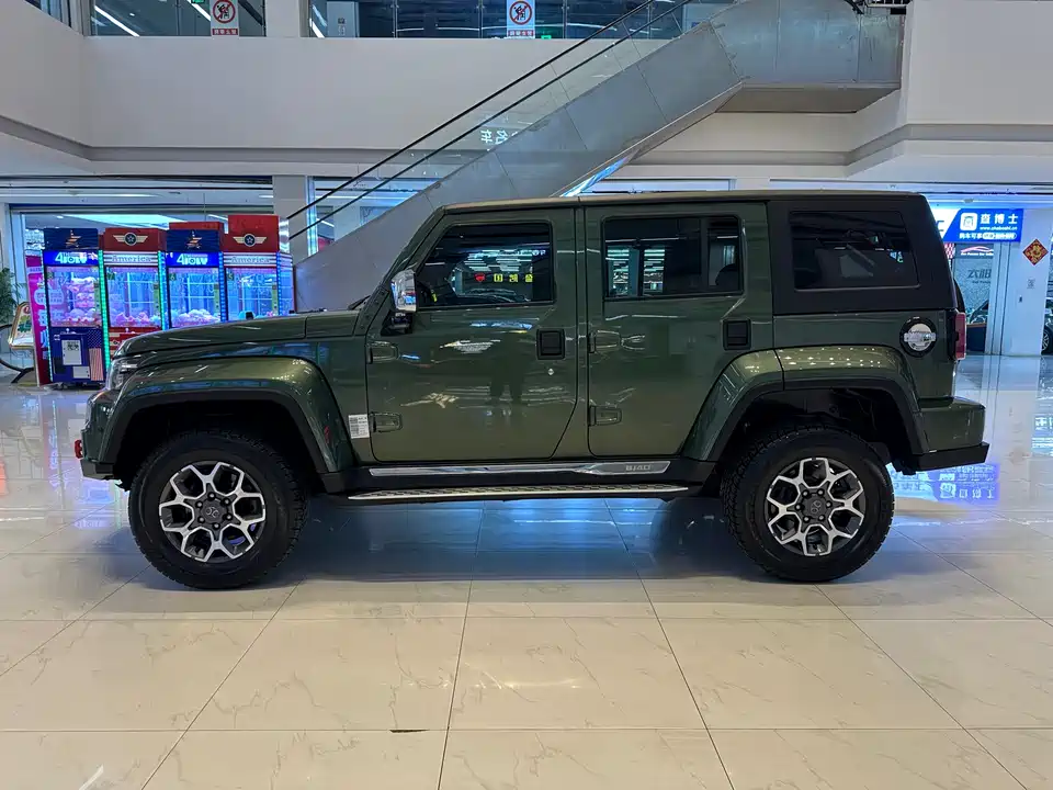 Beijing BJ40