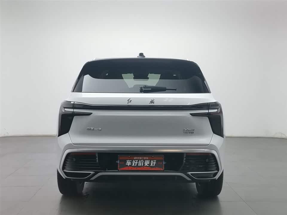 Hongqi HS3