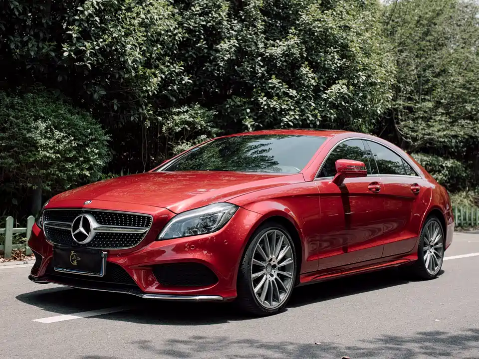 Mercedes-Benz CLS Mercedes-Benz CLS