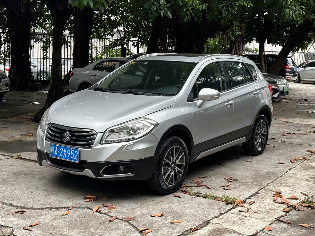Suzuki S-Cross