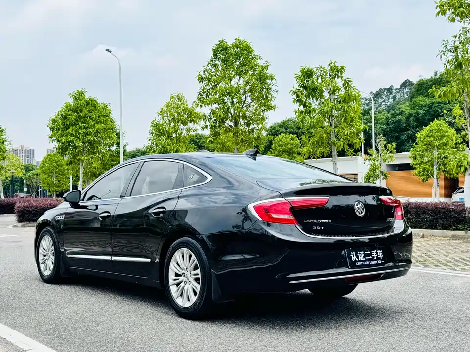 Buick Lacrosse