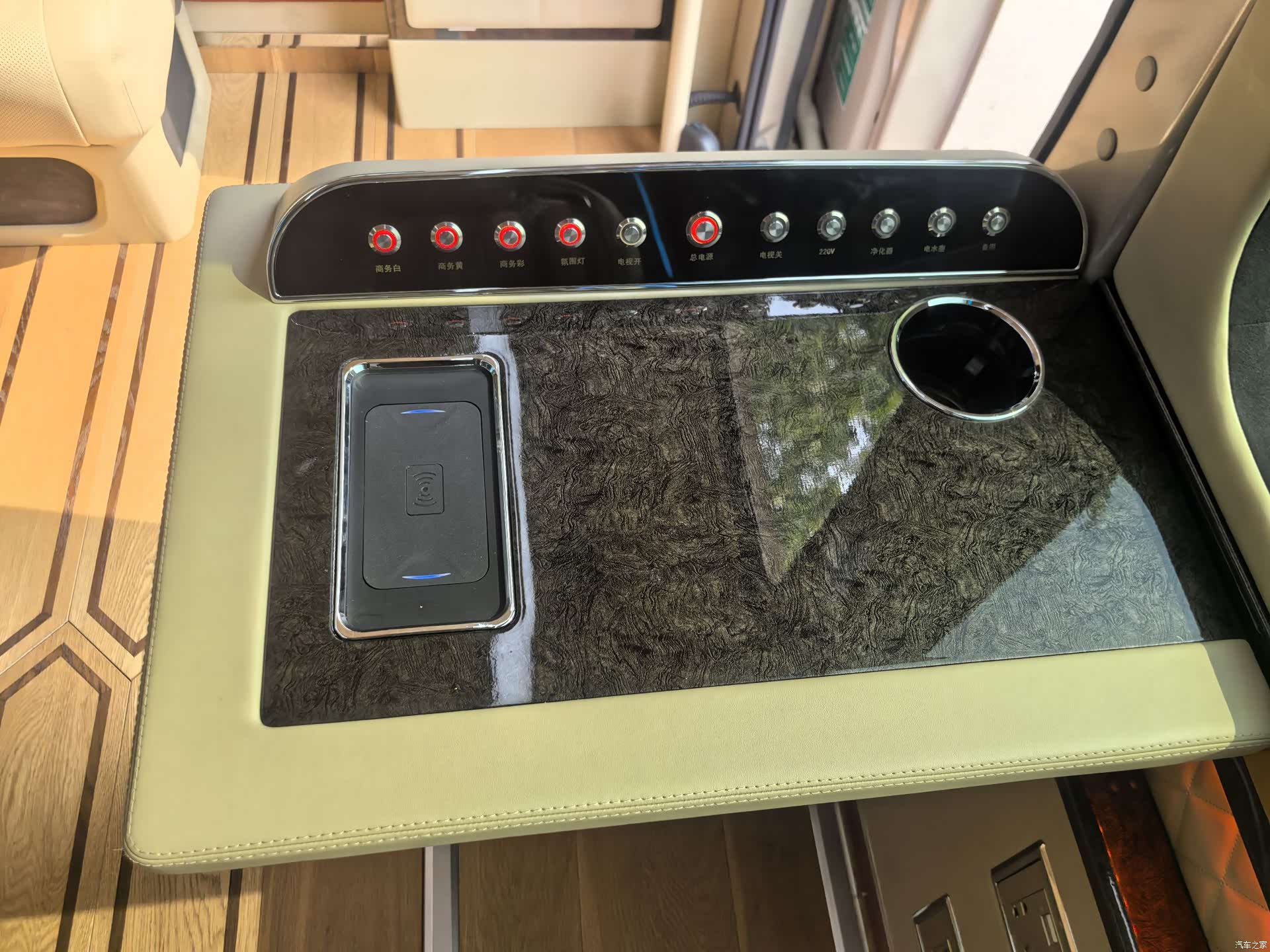 Toyota Coaster, 2022 12