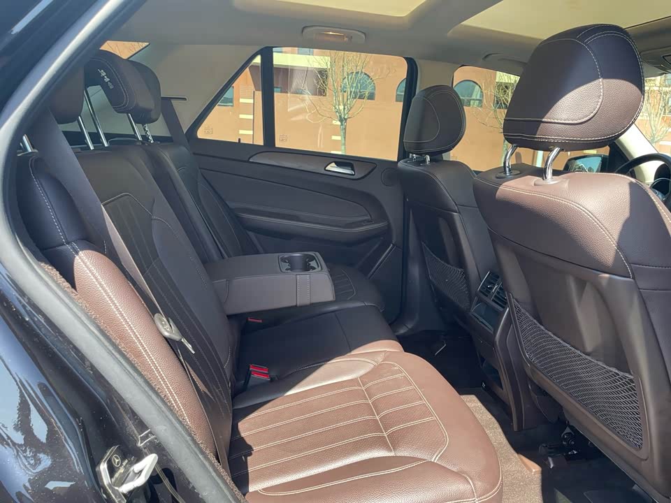 Mercedes-Benz GLE Mercedes-Benz GLE