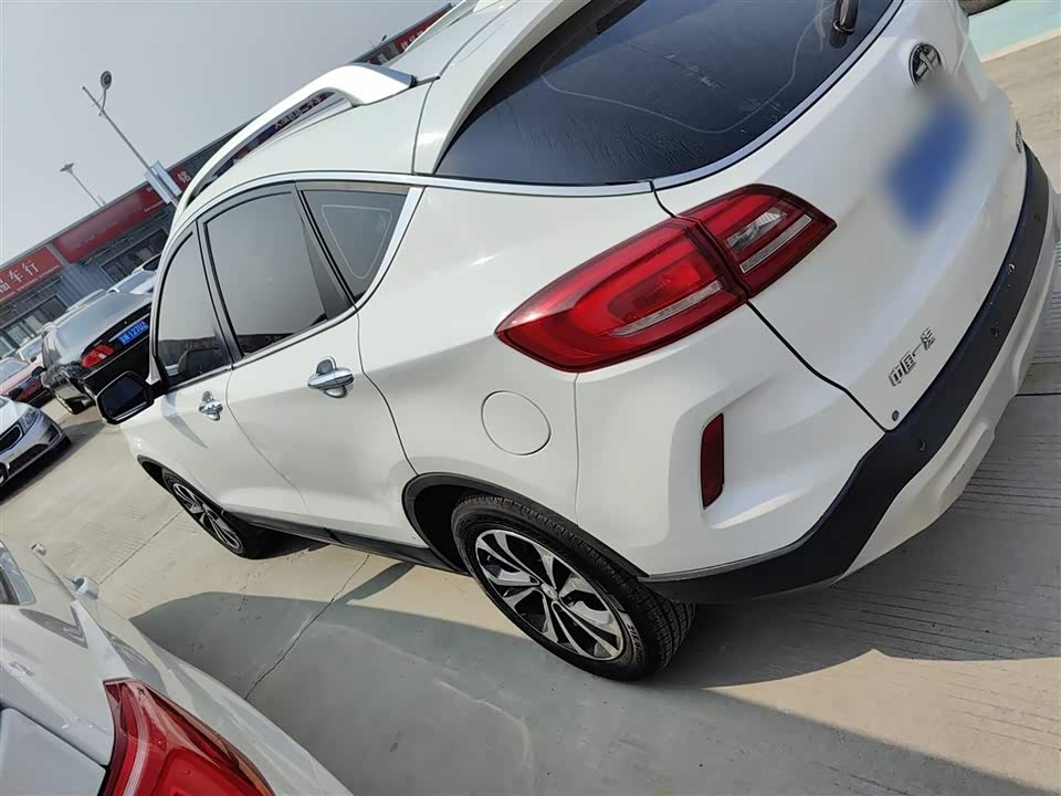 Besturn X80 Besturn X80