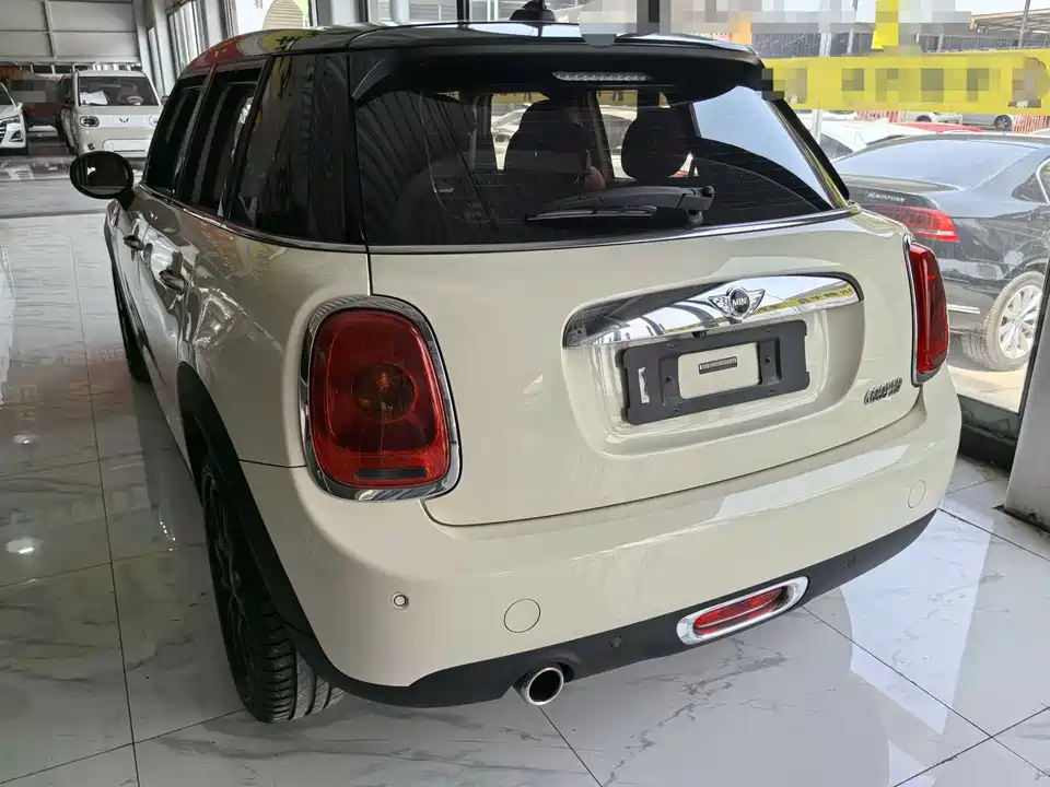 MINI MINI