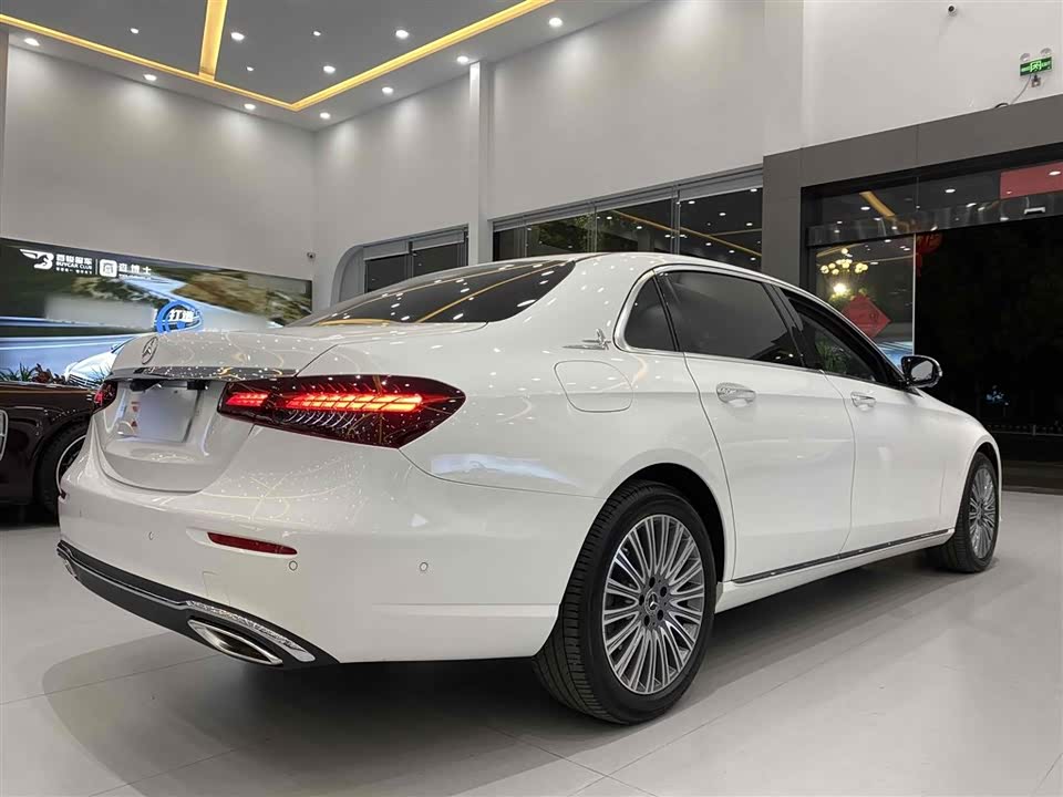 Mercedes-Benz E-class Mercedes-Benz E-class