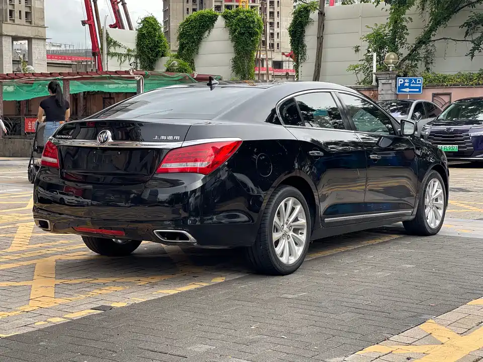 Buick Lacrosse