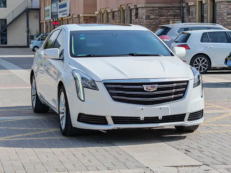 Cadillac XTS