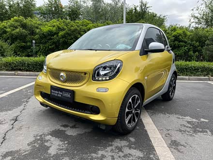 smart fortwo 2015款 1.0l 52千瓦硬顶激情版