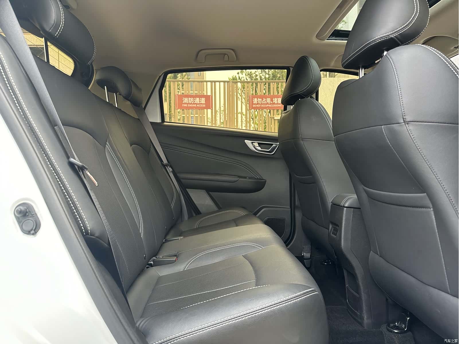 Geely X3, 2021 11