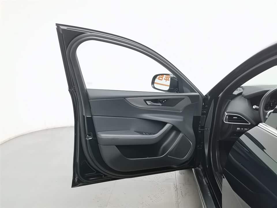 Jaguar XEL