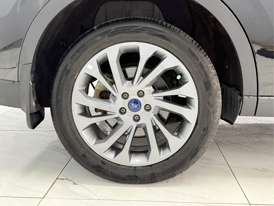 Ford Lingyu